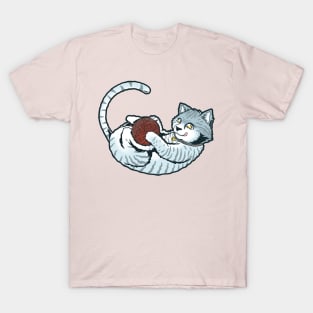 CAT WITH YARN T-Shirt